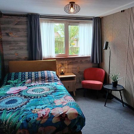 Hotel Dichtbijzee Oosterend  Zewnętrze zdjęcie