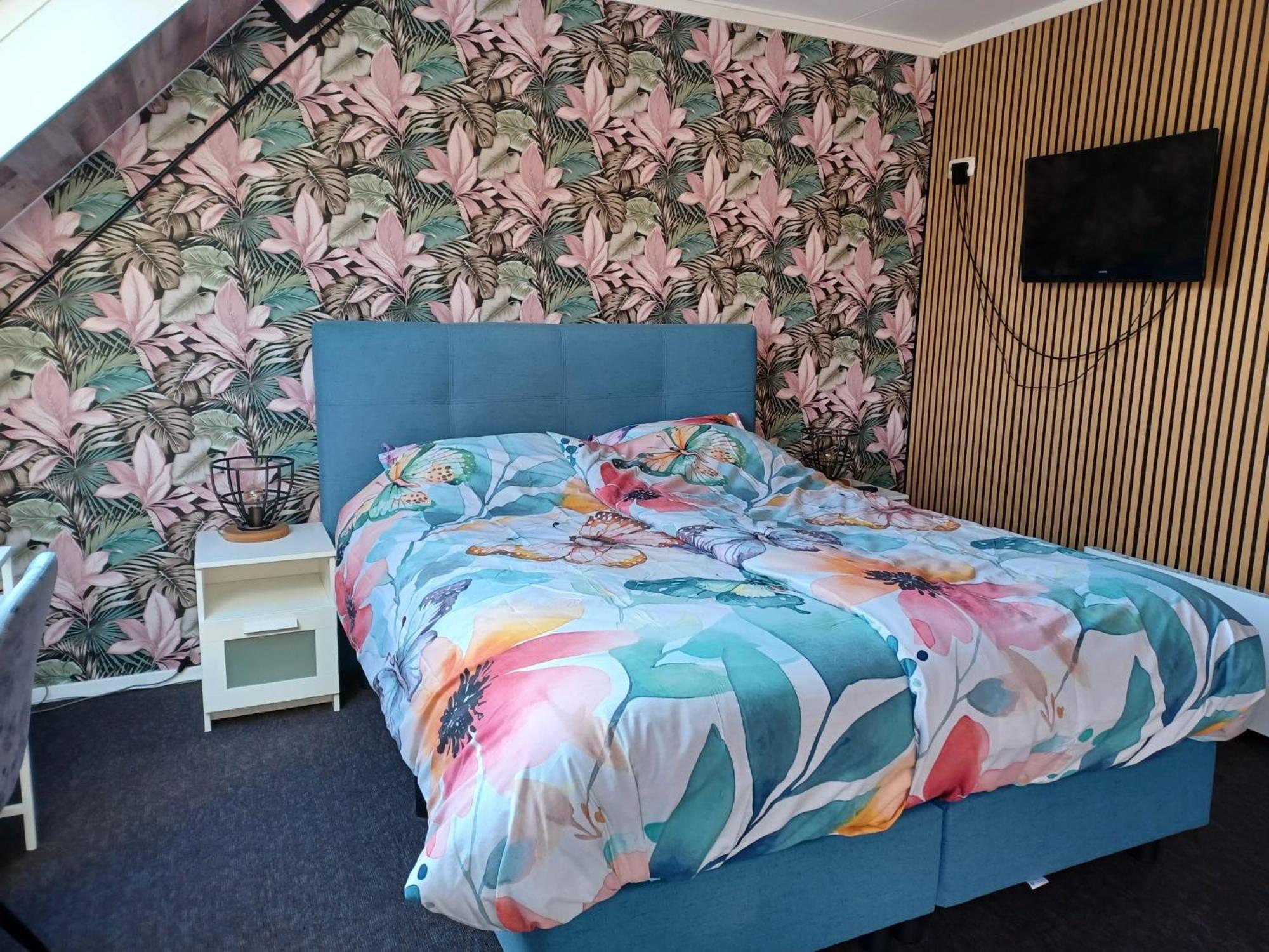 Hotel Dichtbijzee Oosterend  Zewnętrze zdjęcie