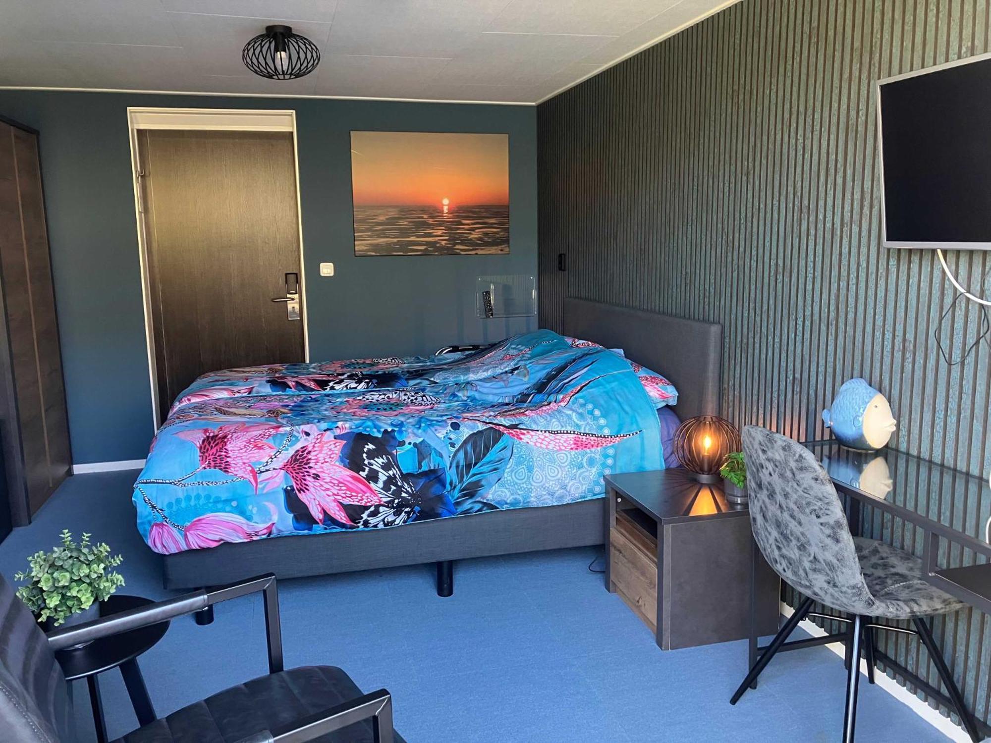 Hotel Dichtbijzee Oosterend  Zewnętrze zdjęcie