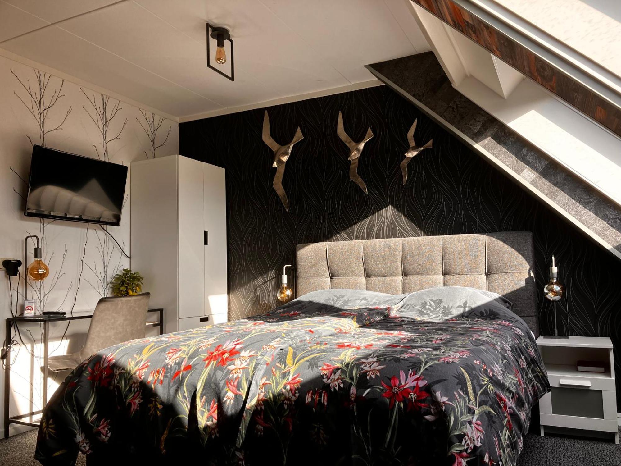 Hotel Dichtbijzee Oosterend  Zewnętrze zdjęcie